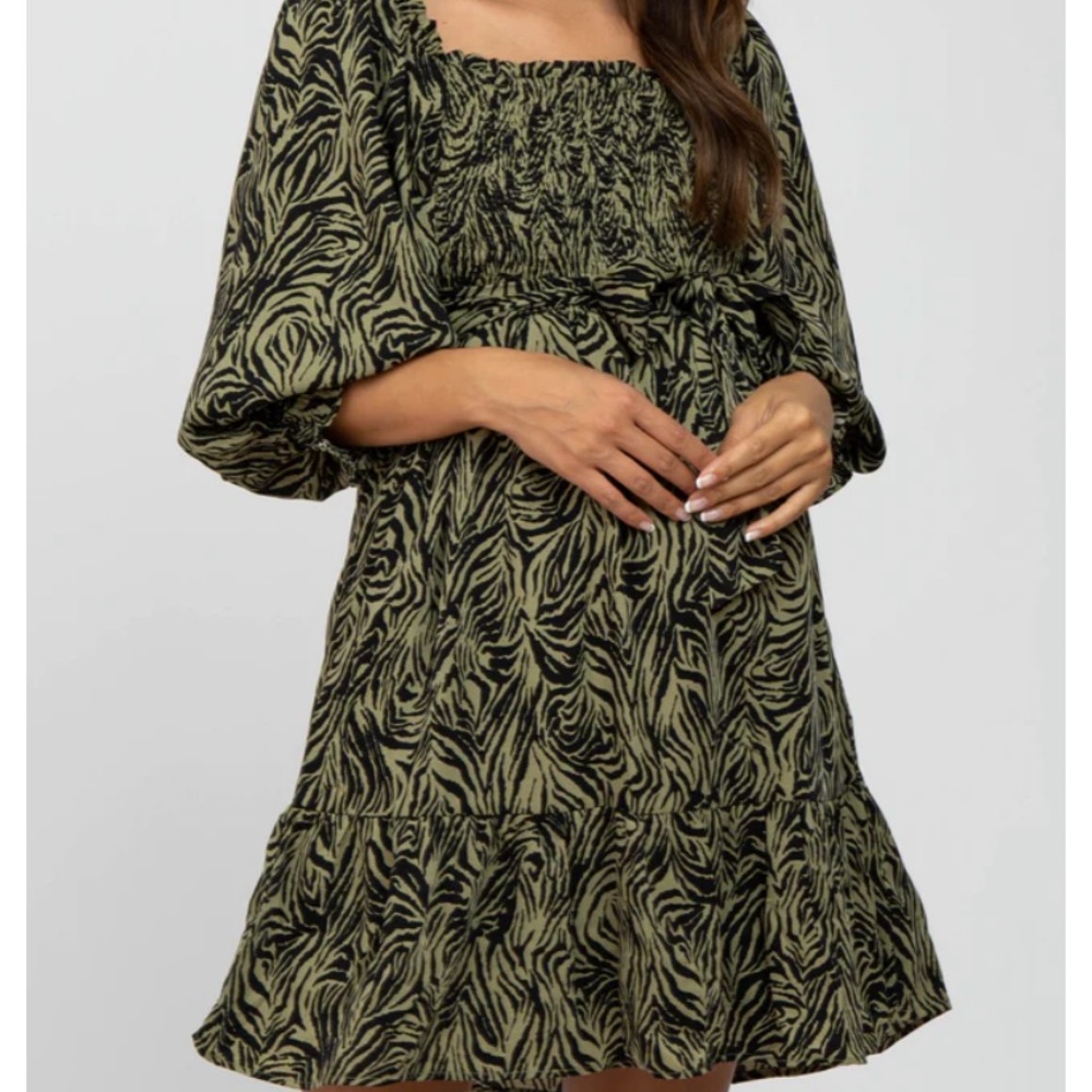 NWOT Pinkblush Olive animal print smocked maternity mini dress - size S